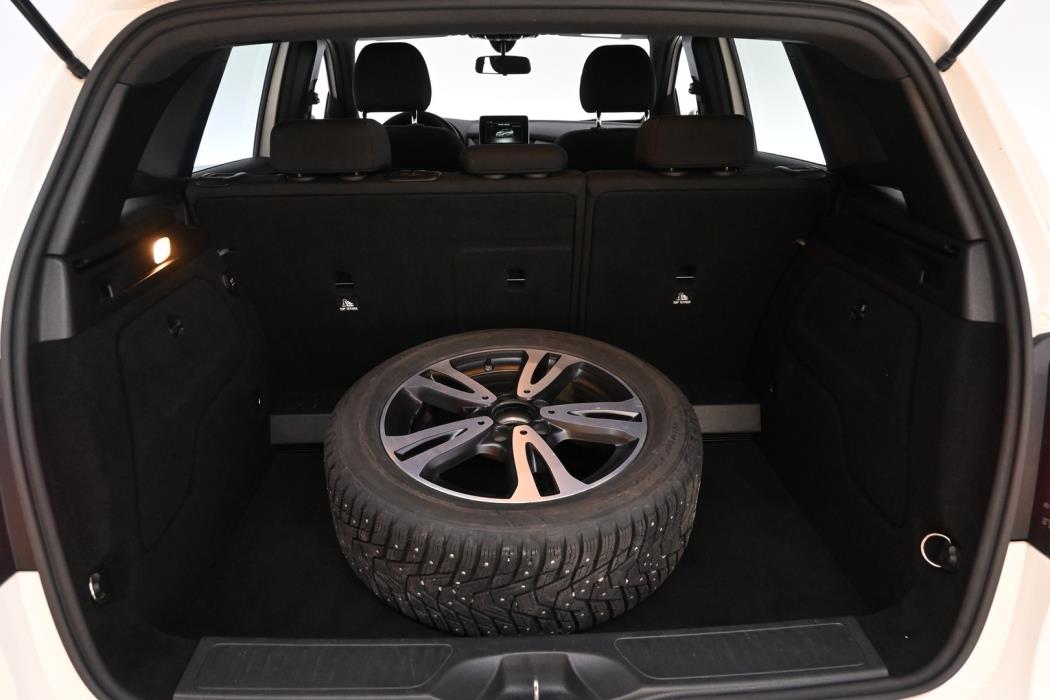 MERCEDES-BENZ B 2016
