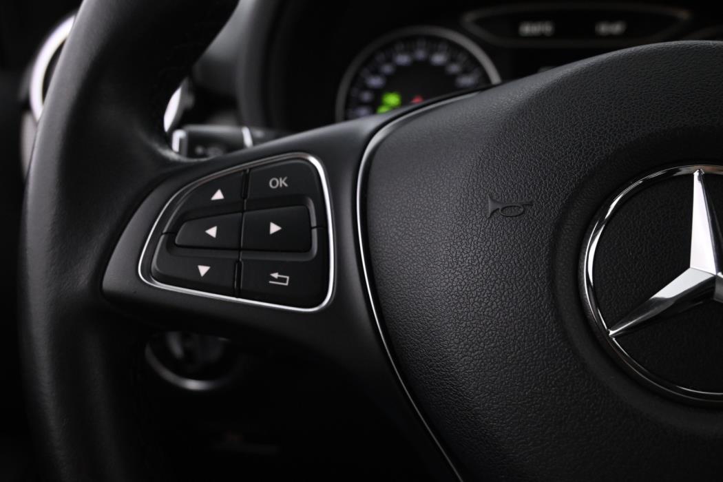 MERCEDES-BENZ B 2016
