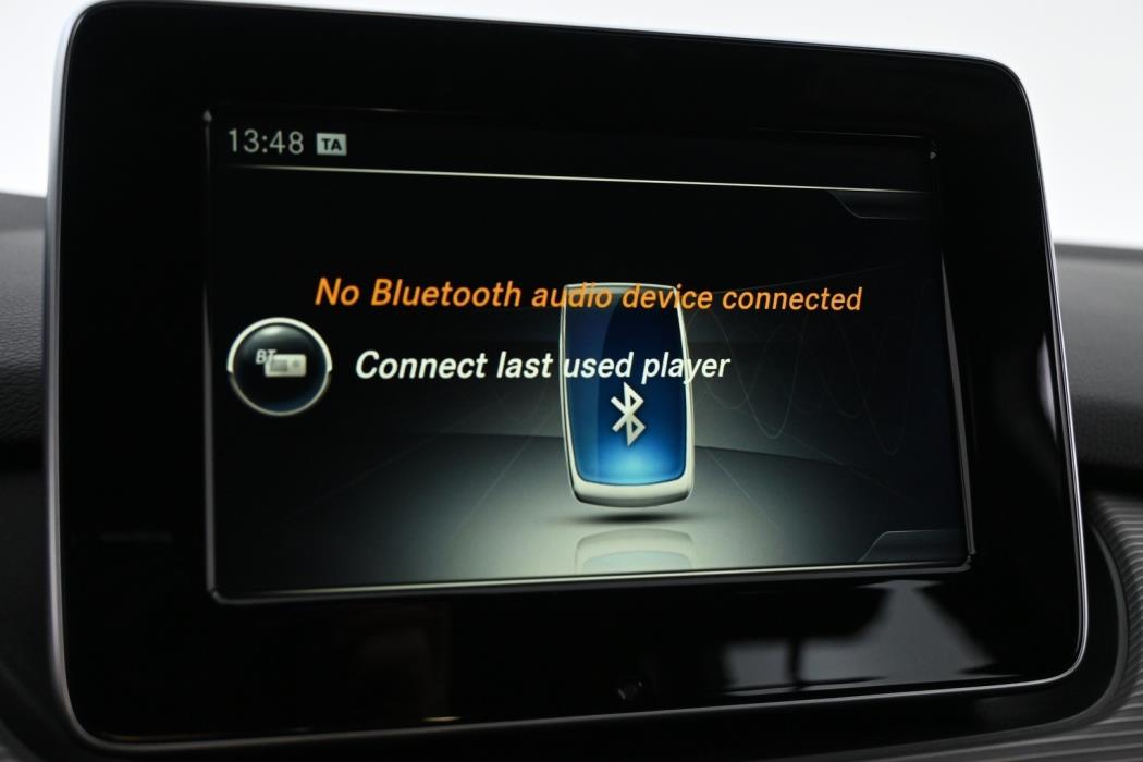 MERCEDES-BENZ B 2016