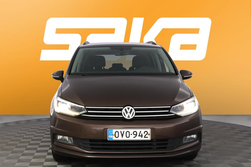 VOLKSWAGEN Touran 2017