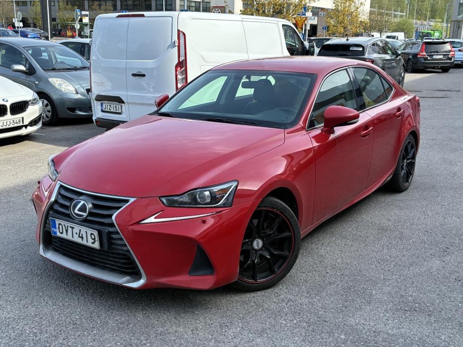 LEXUS IS 2017