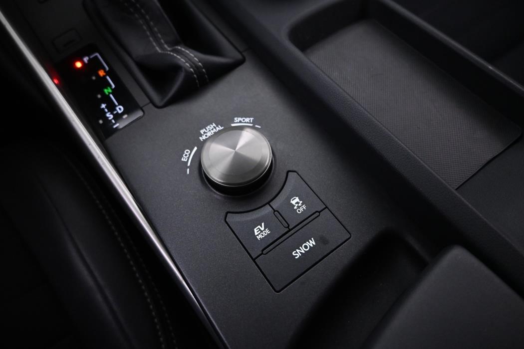 LEXUS IS 2017