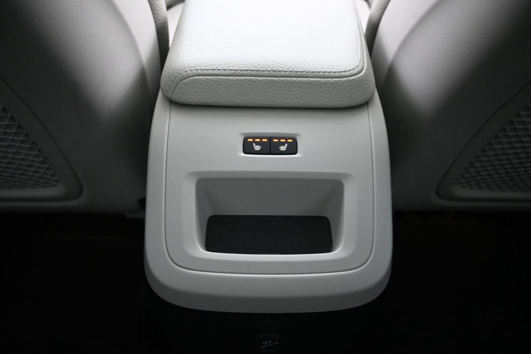 VOLVO XC60 2018