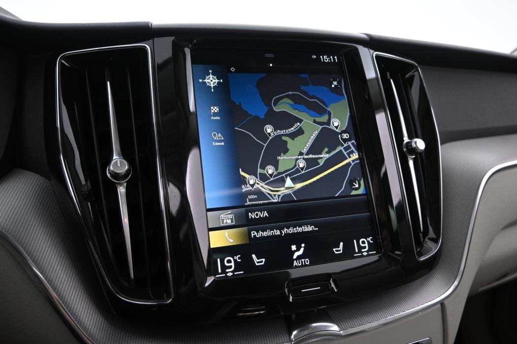 VOLVO XC60 2018