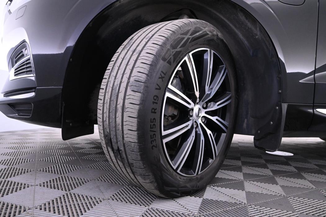 VOLVO XC60 2018
