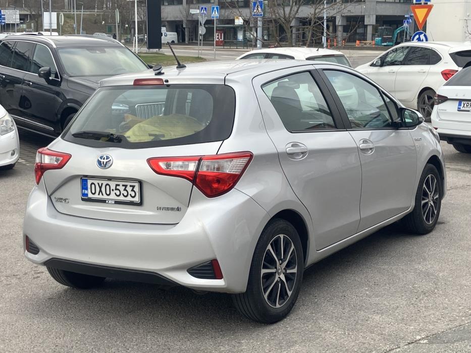 TOYOTA Yaris 2019