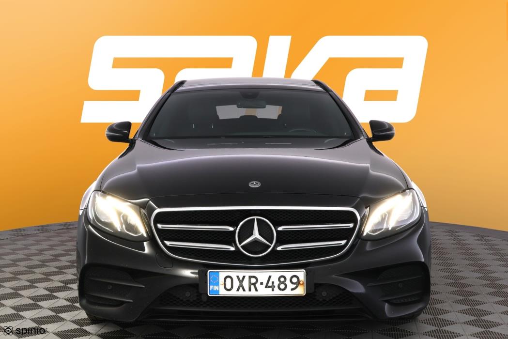 MERCEDES-BENZ E 2018