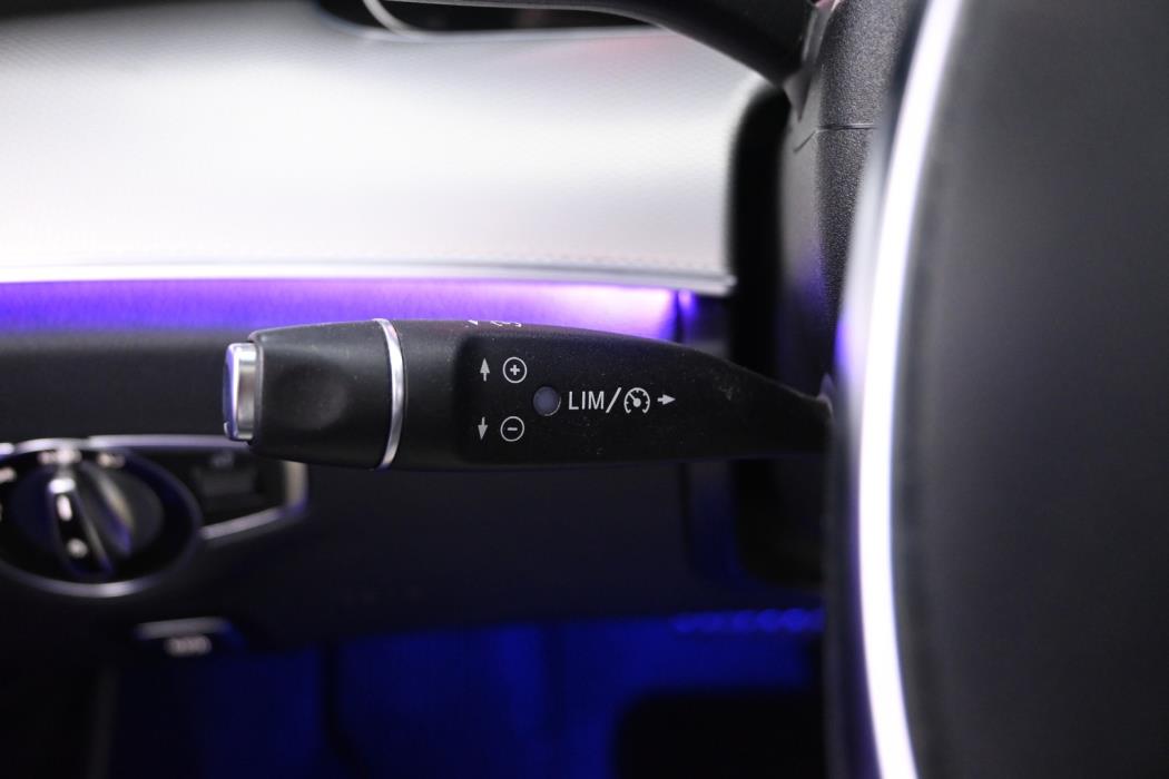 MERCEDES-BENZ E 2018