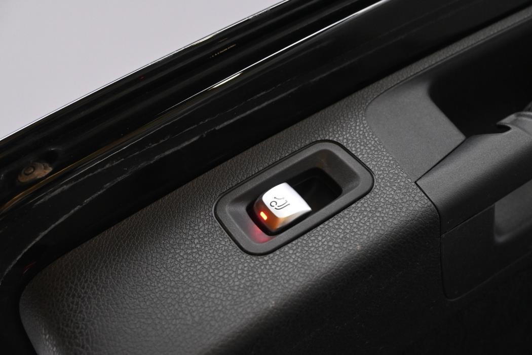 MERCEDES-BENZ E 2018