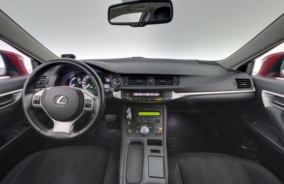 LEXUS CT 2012