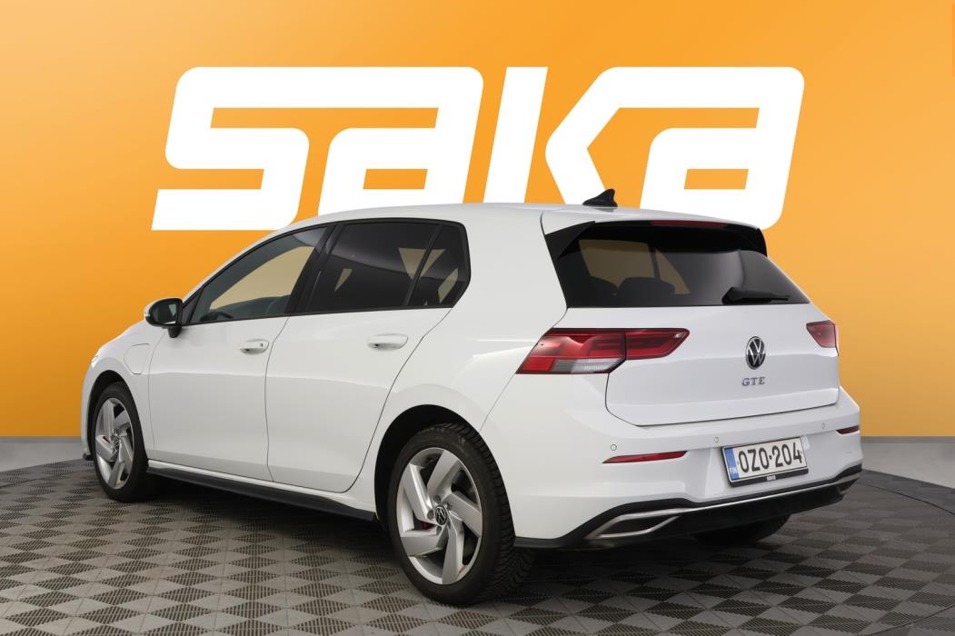 VOLKSWAGEN Golf 2021