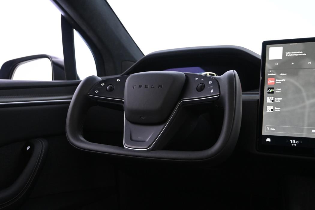 TESLA Model X 2023