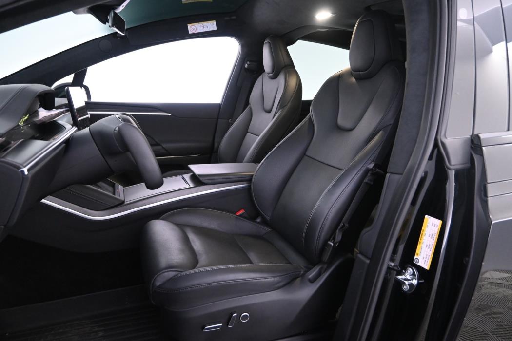 TESLA Model X 2023