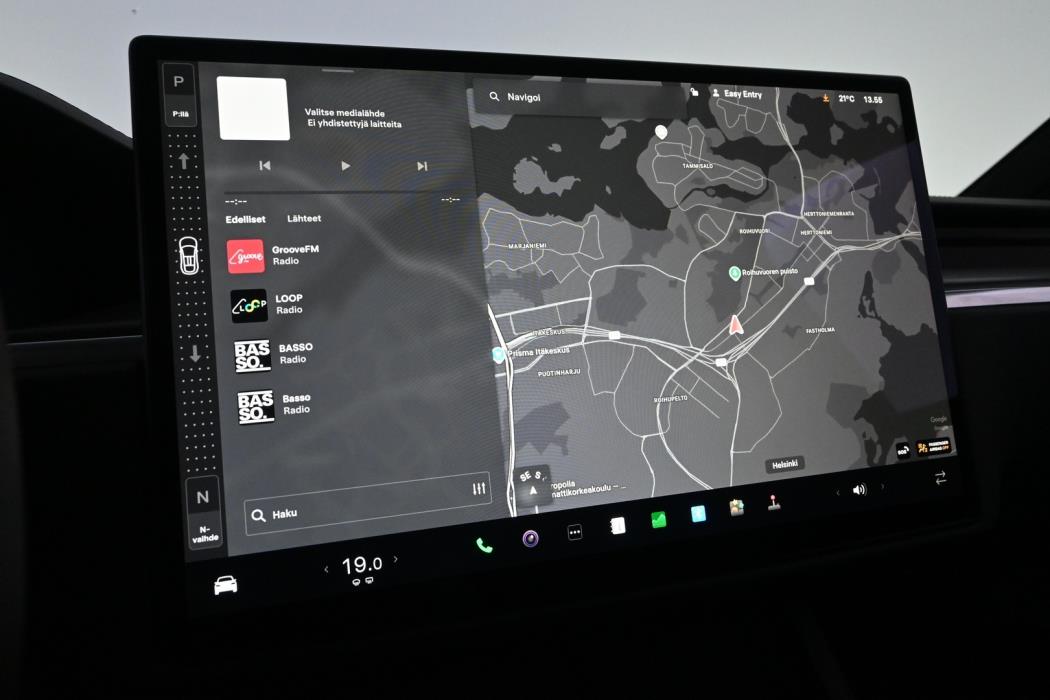 TESLA Model X 2023