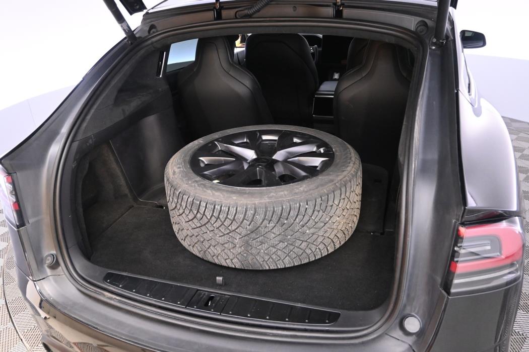 TESLA Model X 2023