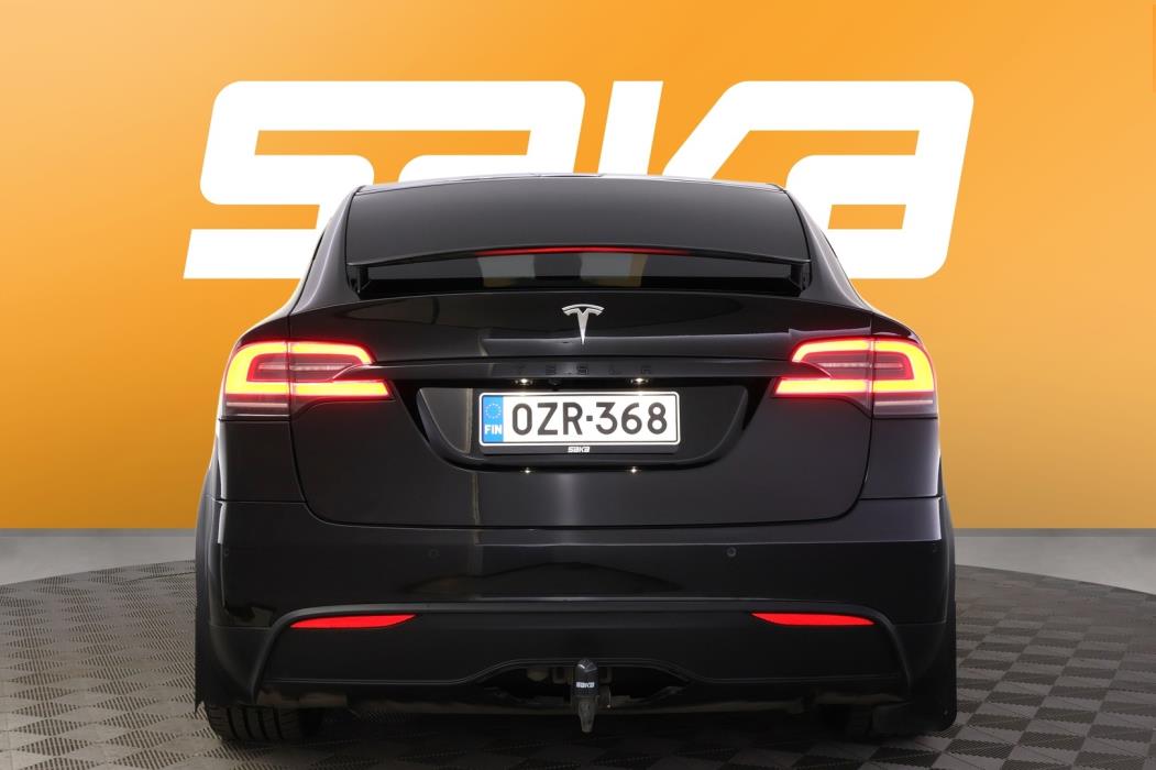 TESLA Model X 2023