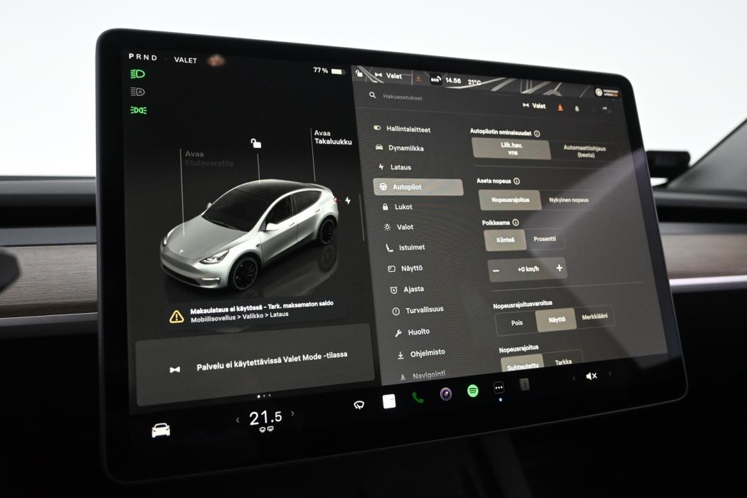 TESLA Model Y 2023