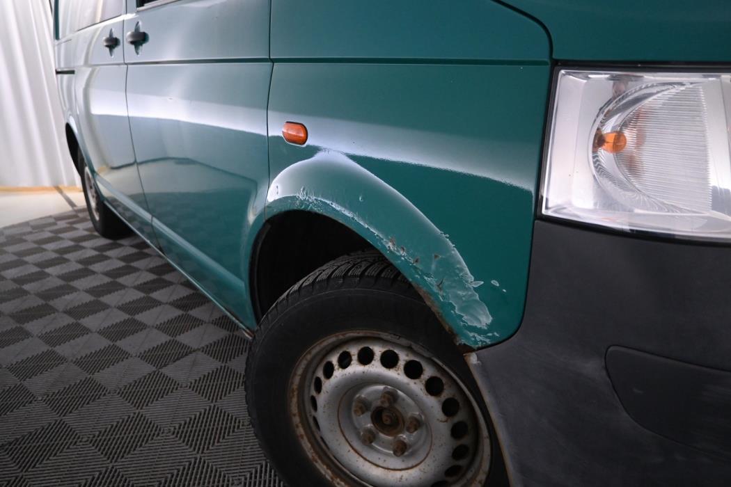 VOLKSWAGEN Transporter 2005