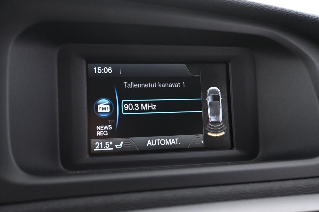 VOLVO V40 2014