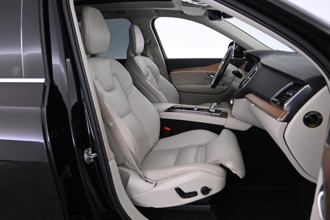 VOLVO XC90 2018
