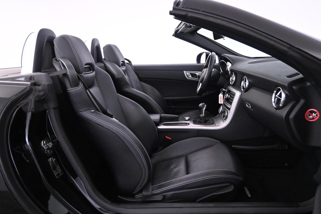 MERCEDES-BENZ SLK 2012