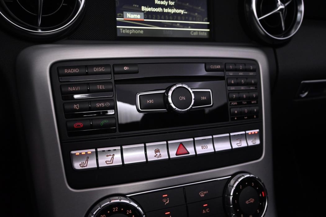 MERCEDES-BENZ SLK 2012
