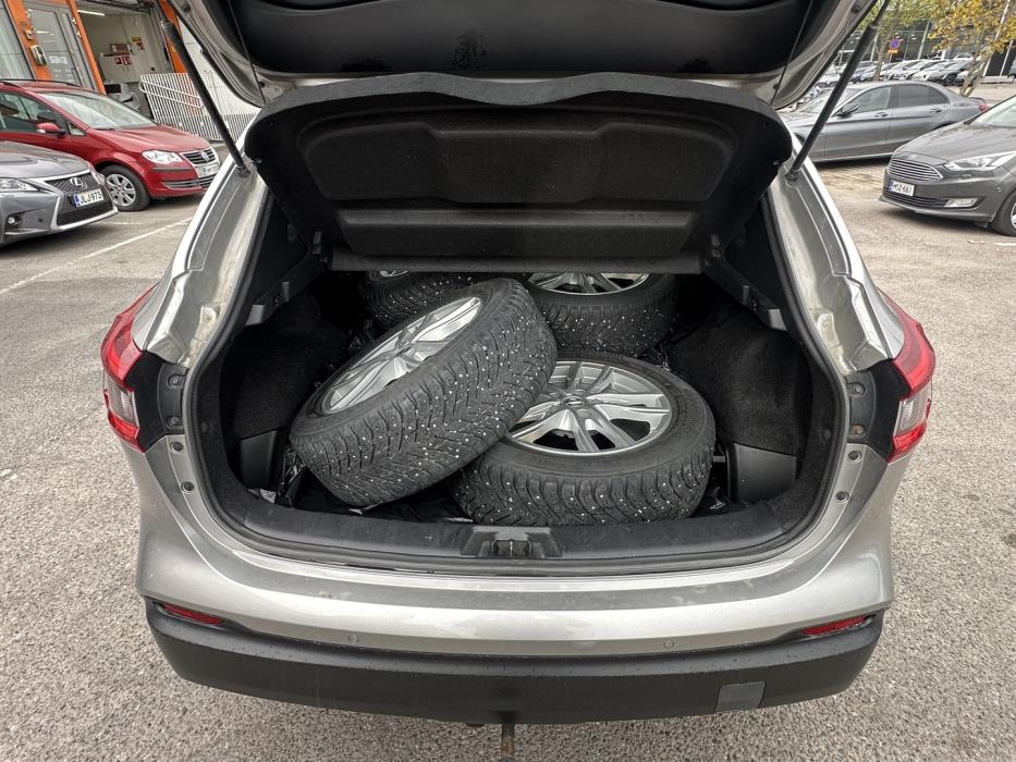NISSAN Qashqai 2018