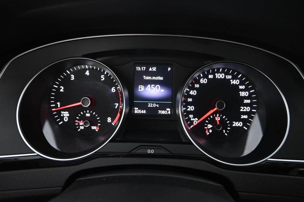 VOLKSWAGEN Passat 2018