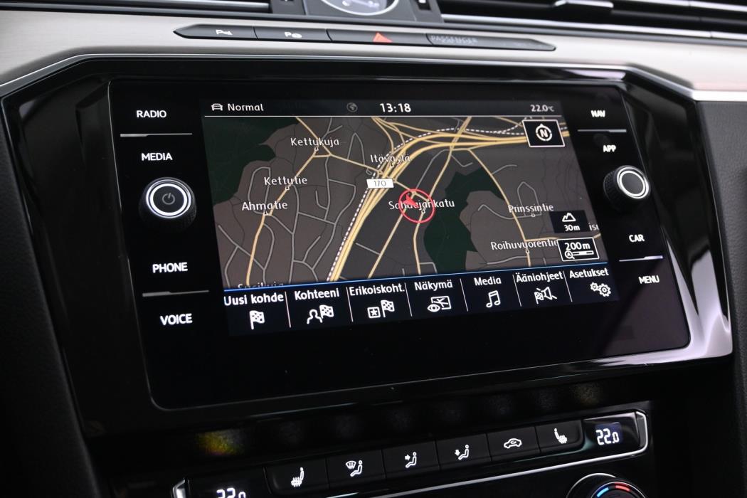 VOLKSWAGEN Passat 2018