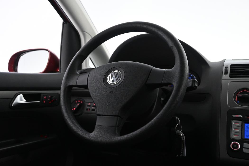 VOLKSWAGEN Touran 2007
