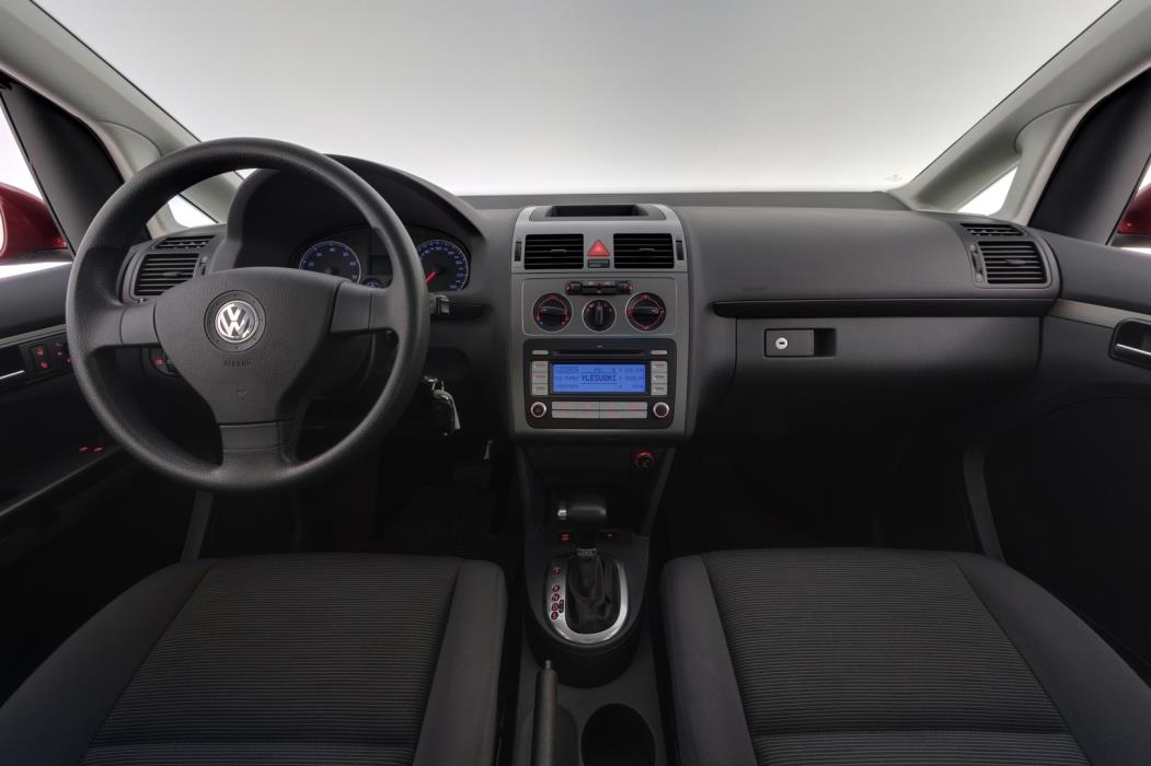VOLKSWAGEN Touran 2007