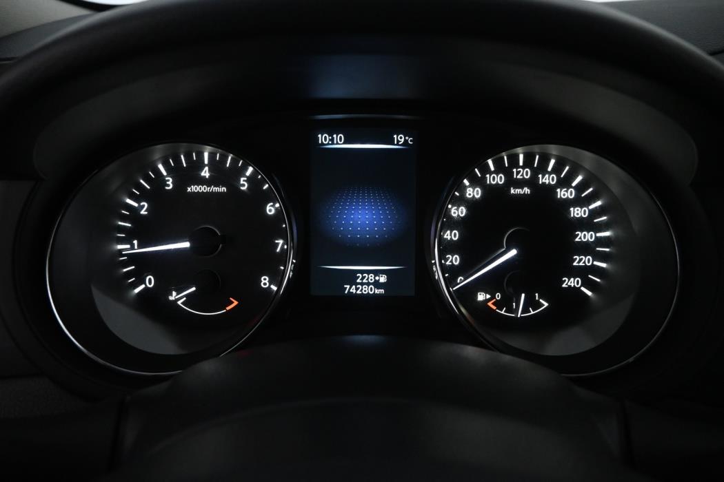 NISSAN Pulsar 2016