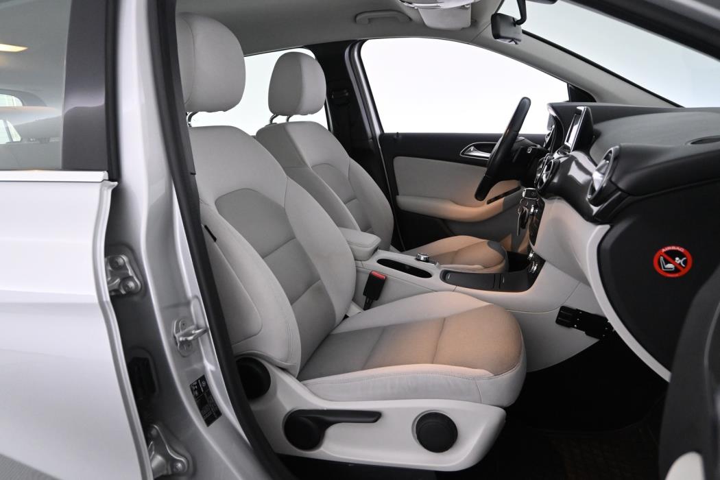 MERCEDES-BENZ B 2014