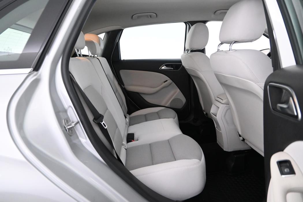 MERCEDES-BENZ B 2014