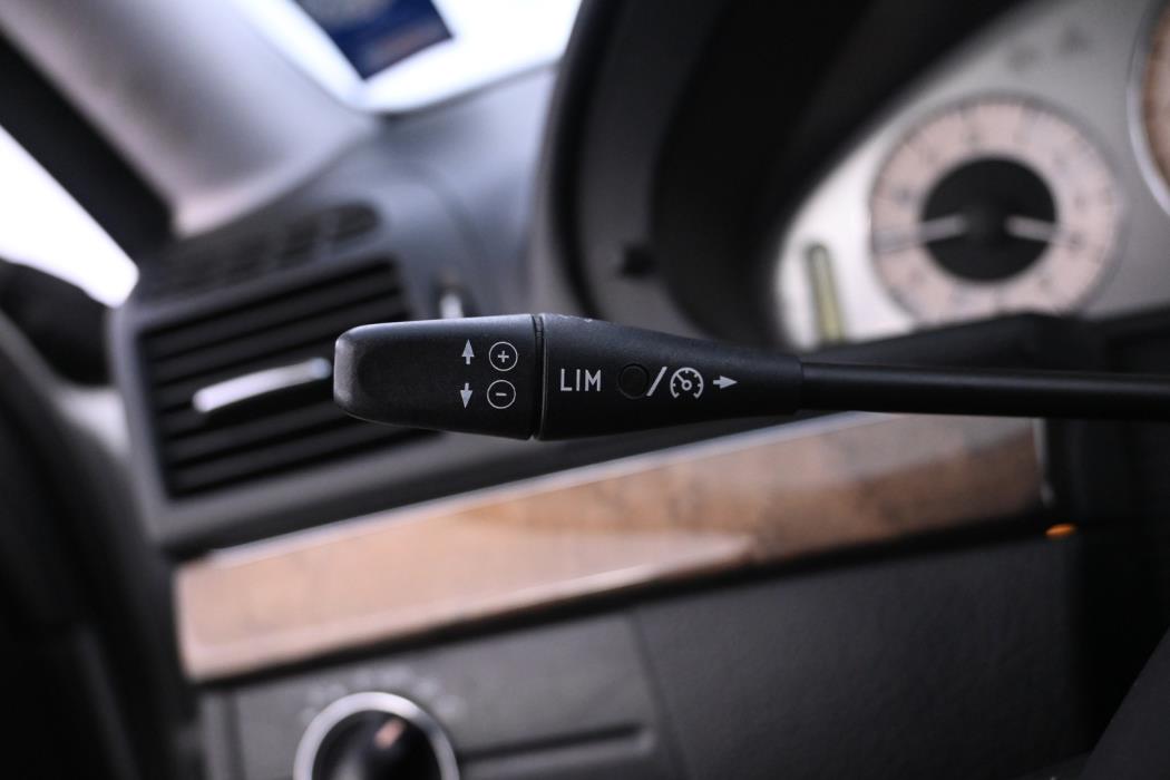 MERCEDES-BENZ E 2008
