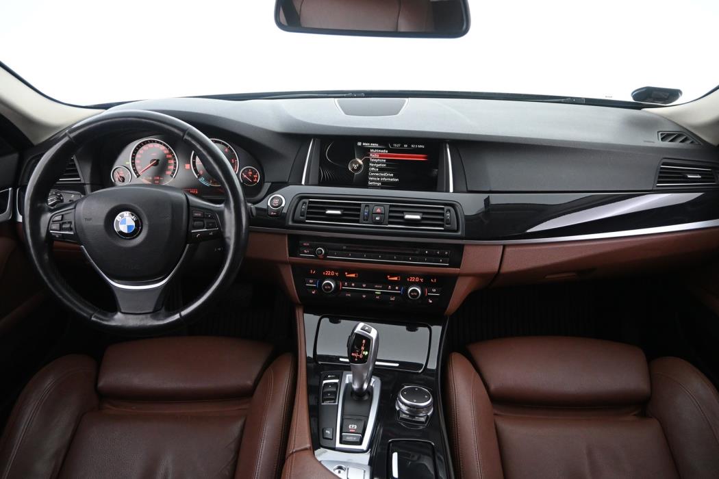 BMW 518 2016