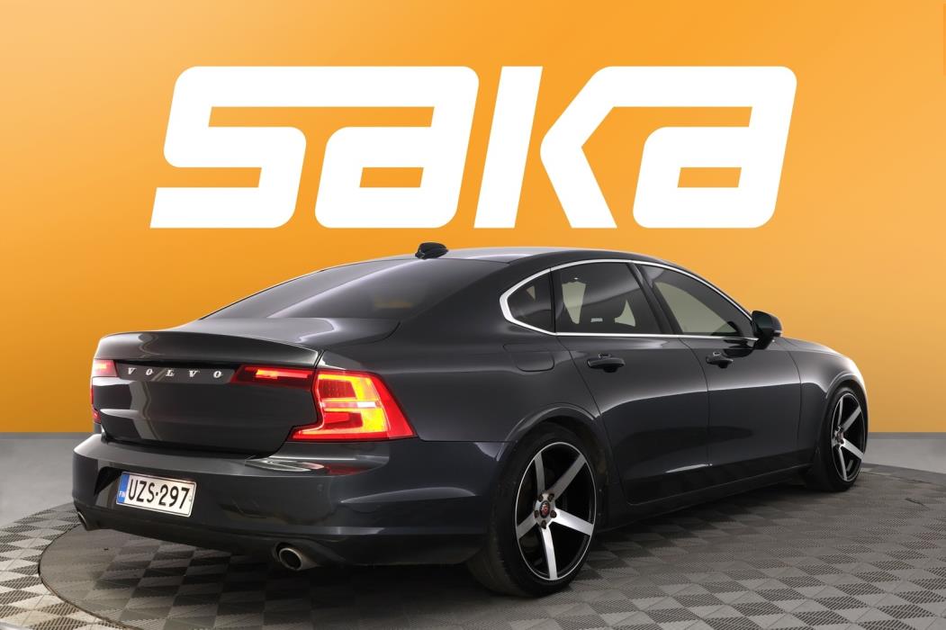 VOLVO S90 2017