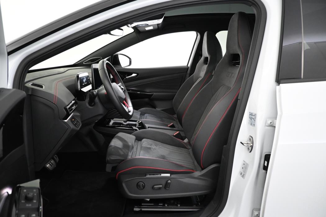 VOLKSWAGEN ID.4 2024