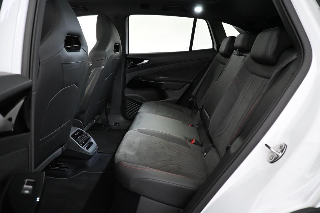 VOLKSWAGEN ID.4 2024