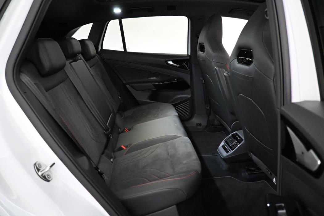 VOLKSWAGEN ID.4 2024