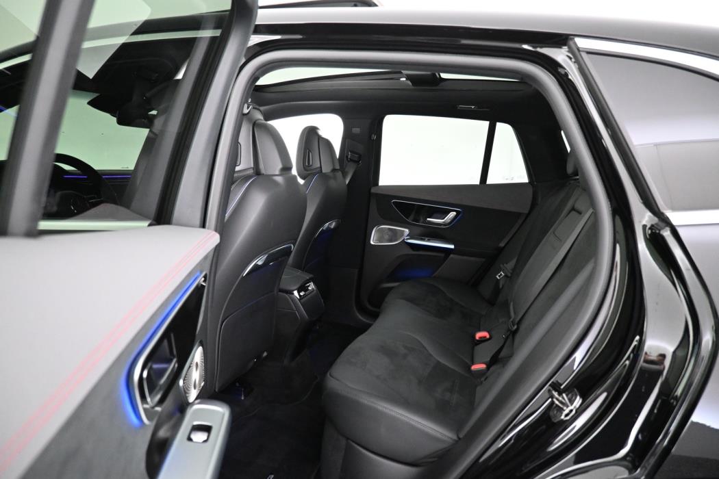 MERCEDES-BENZ EQE SUV 2025
