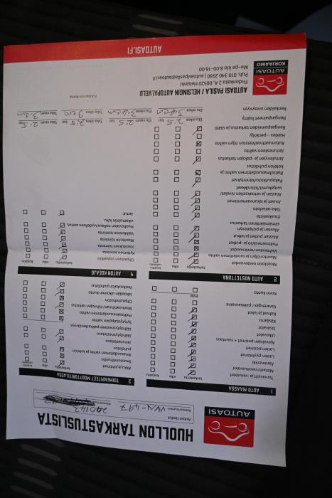 VOLKSWAGEN Tiguan 2011