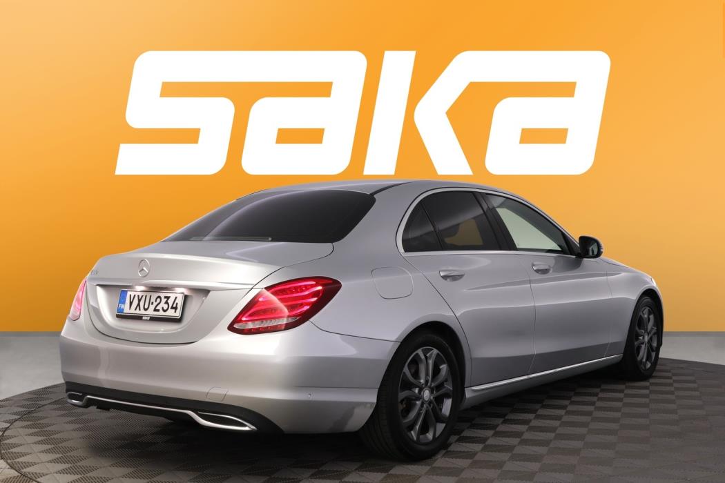 MERCEDES-BENZ C 2016