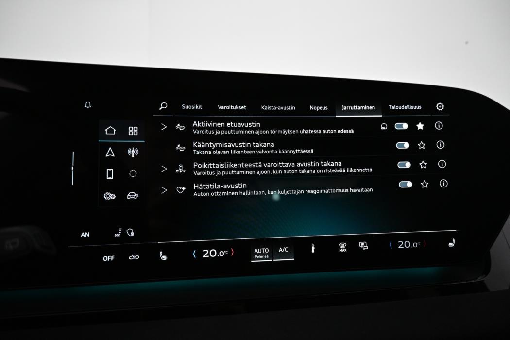 AUDI Q6 e-tron 2024