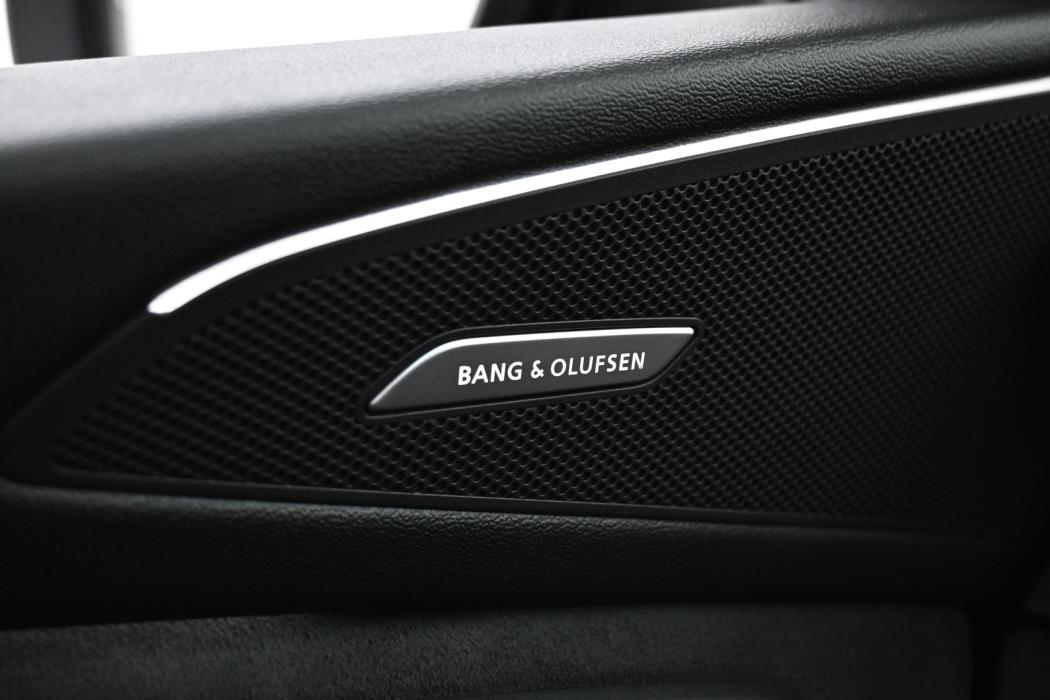 AUDI Q6 e-tron 2024