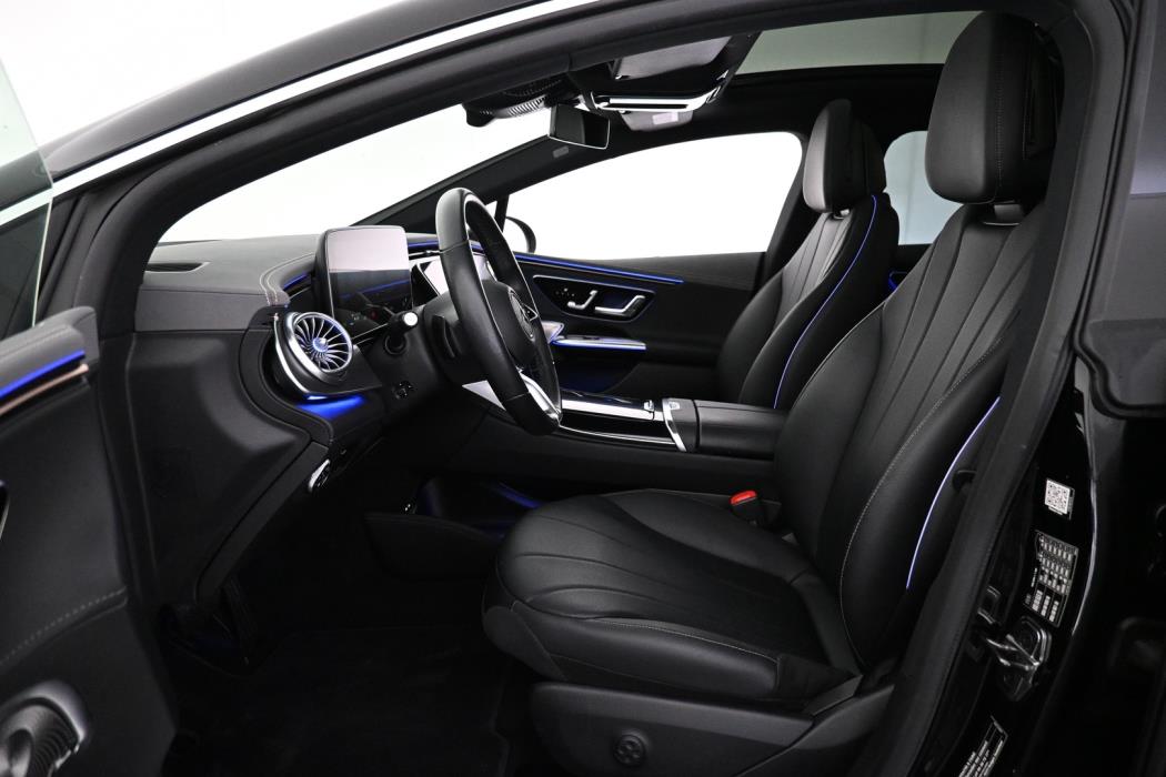 MERCEDES-BENZ EQE 2023