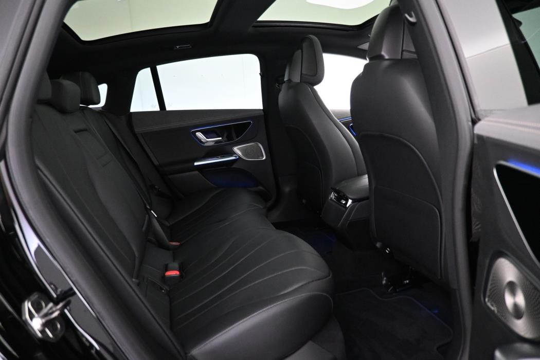 MERCEDES-BENZ EQE 2023