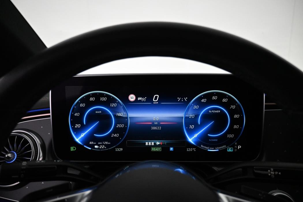 MERCEDES-BENZ EQE 2023