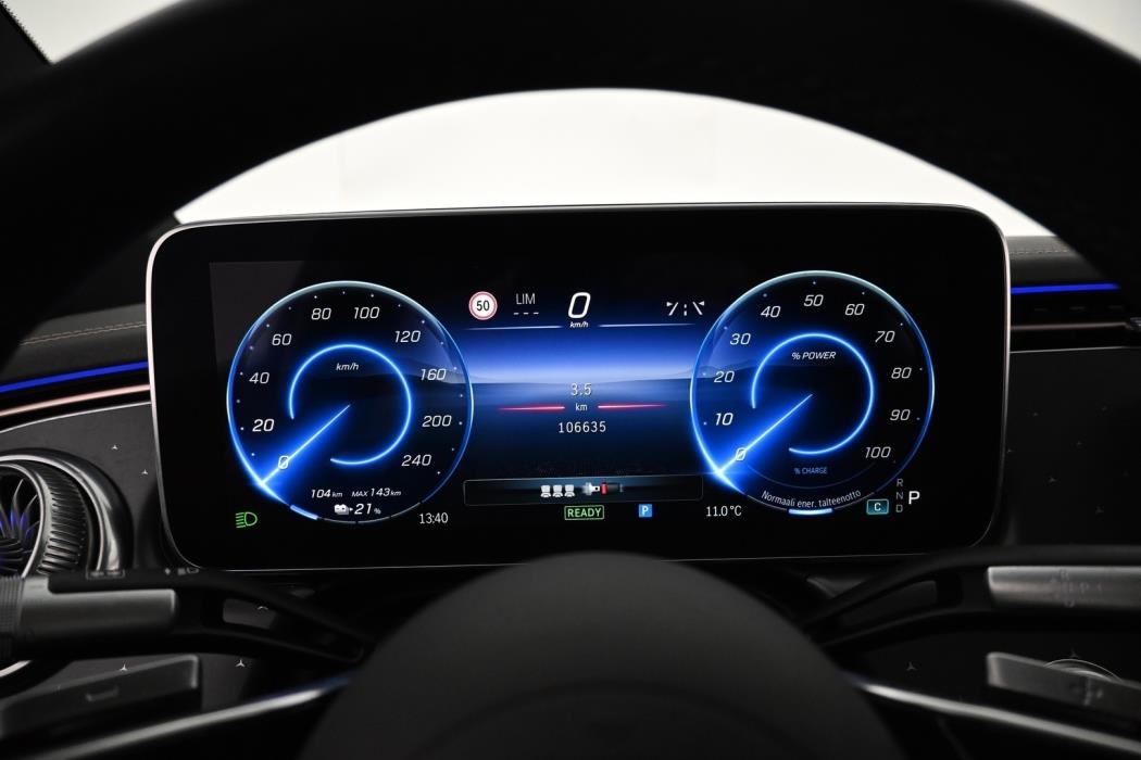 MERCEDES-BENZ EQS 2022