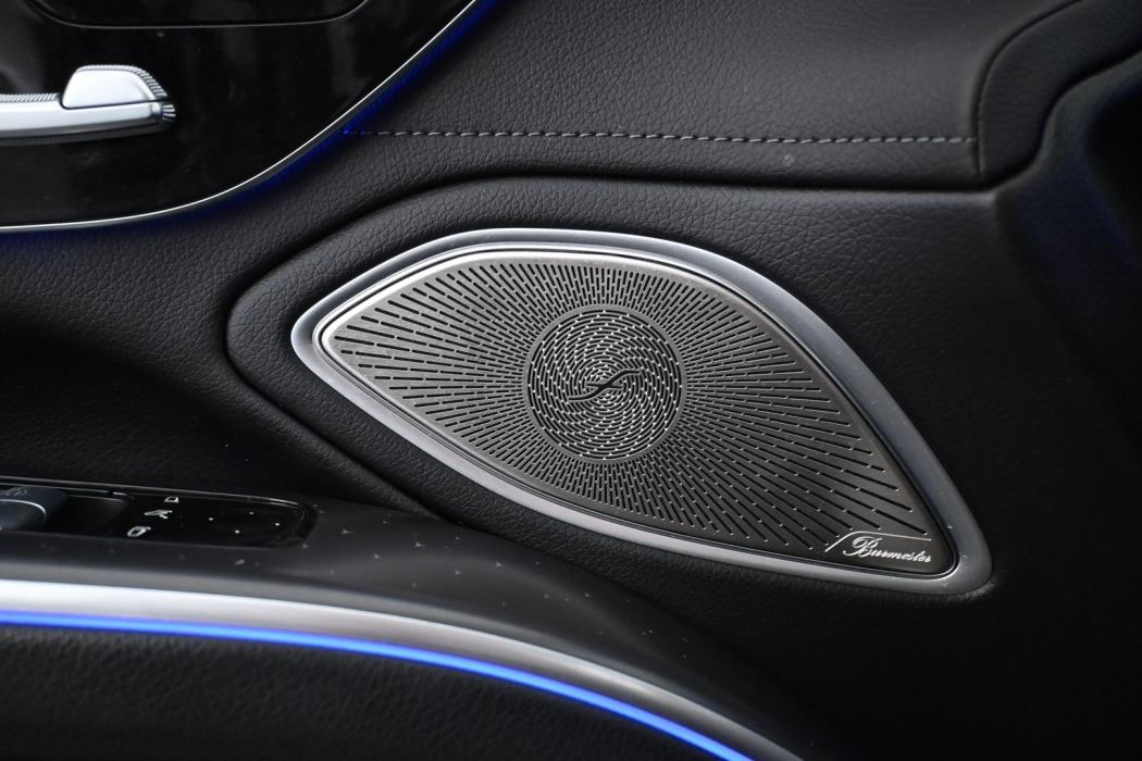 MERCEDES-BENZ EQS 2022